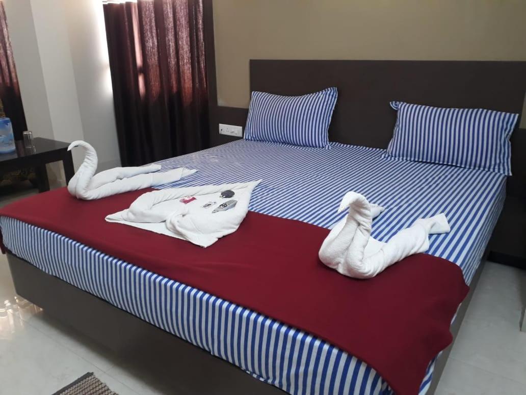 Goroomgo Hotel Uk Palace Puri Ngoại thất bức ảnh