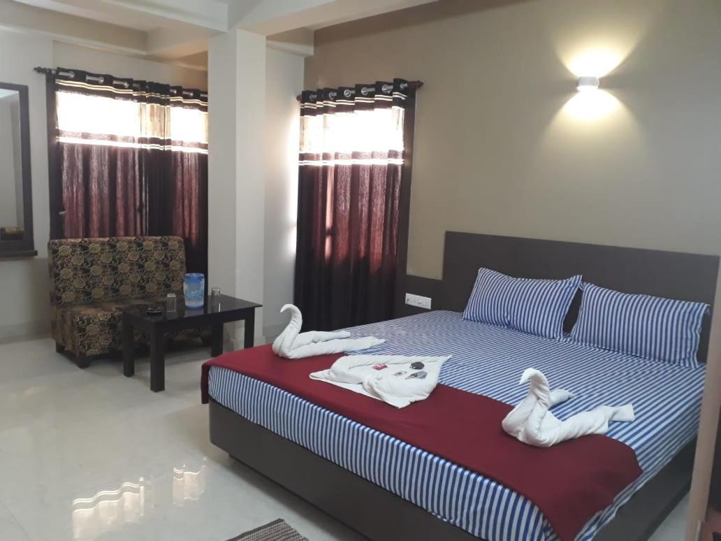Goroomgo Hotel Uk Palace Puri Ngoại thất bức ảnh